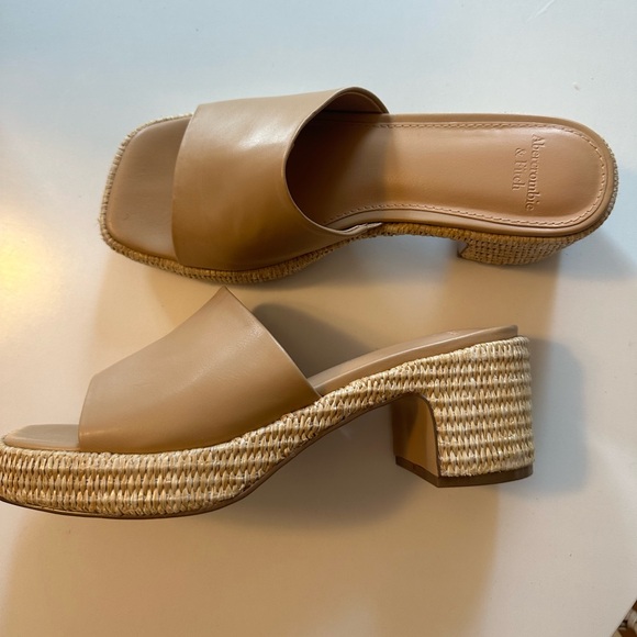 Abercrombie & Fitch Shoes - Abercrombie wedges